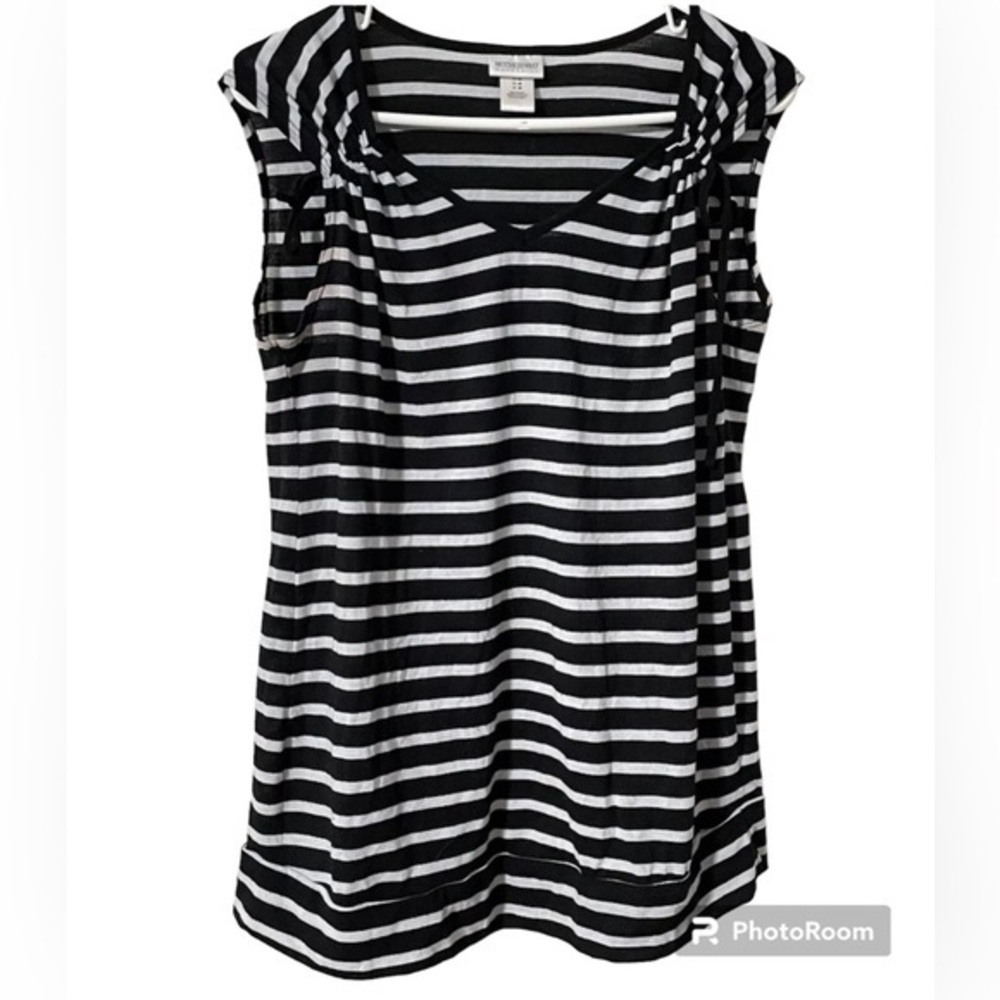 Motherhood maternity top size medium